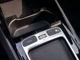 MERCEDES-BENZ GLB 220 4M // SPUR KAMERA PDC SHZ