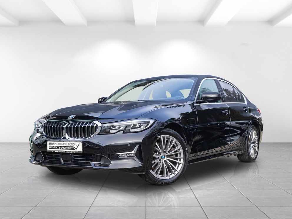 BMW 320 e+RFK+AHK+Navi+HarmanKardon+Leder+eSitze+HUD