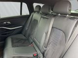 BMW 330 e Touring M-Sport NAV LED Hifi RFK Totwinkel