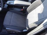 BMW 218 Active Tourer +Navi+HUD+RFK+eSitze+DAB+PDCv+h
