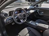 MERCEDES-BENZ A 200 d Kompakt AMG NIGHT SPUR PANO DISTR PDC