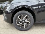 SKODA Kamiq Selection 1.0TSI DSG Kamera/SHZ/PDC/App/