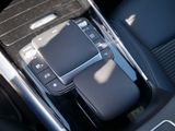 MERCEDES-BENZ GLA 250 , PROGRESSIVE SPUR AHK SHZ