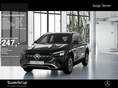 MERCEDES-BENZ GLA 200 d // DISTR KAMERA SPUR PDC SHZ