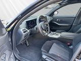 BMW 320 iA M-Sport Pano. ACC HIFI AHK AD.LED HUD