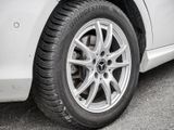 MERCEDES-BENZ B 220 4M KOM AHK PANO PDC SHZ