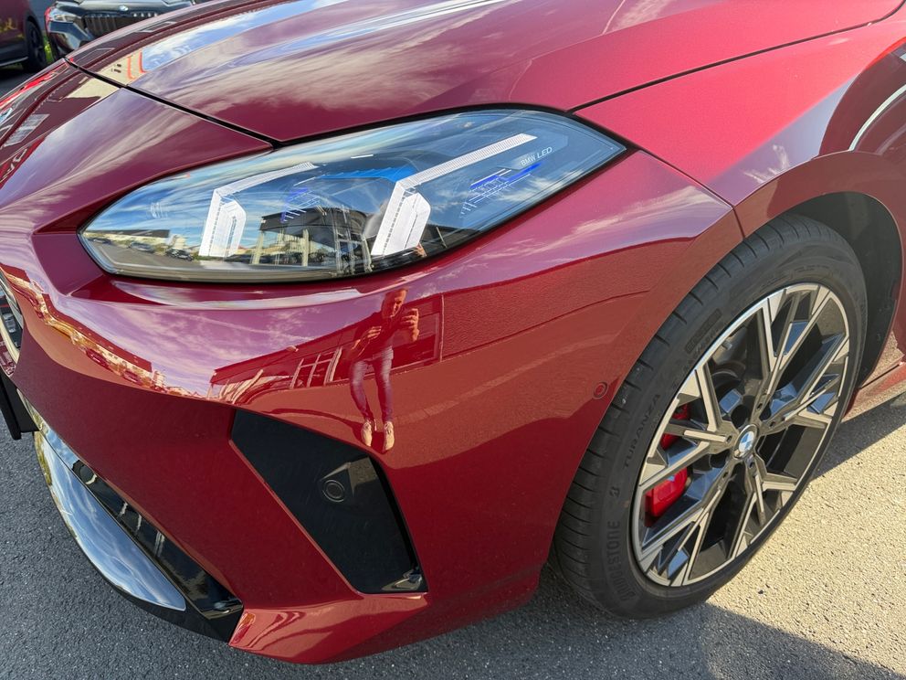 BMW M135 i xDrive M Sport Pro Adapt.LED+HUD+H&K+SHZ