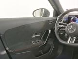 MERCEDES-BENZ A 220 d , AMG KAMERA PANO SPUR PDC SHD SHZ