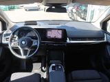 BMW 220 i Active Tourer Innovationspaket, Anhängerkupplung, Lenkradheizung, elektr, Sitze