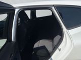 BMW 218 Active Tourer d adapt. LED Aktivsitz Fernlichtassistent