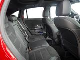 MERCEDES-BENZ GLA 200 AMG NIGHT AHK DISTR KAMERA PANO SPUR PDC