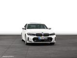 BMW 330e Limousine