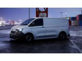 VW e-Transporter Kasten Motor: BEV 100 kW 70 kWh Getriebe: 1-Gang-Automatikgetriebe Radstand: 3100 mm KR