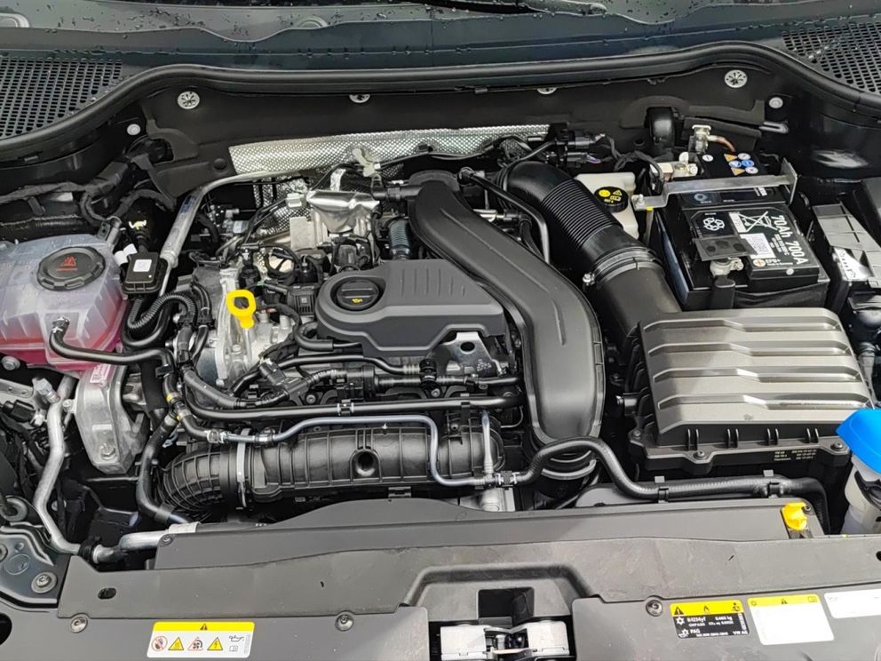 SKODA Karoq 1.5 TSI ACT Balance Klima Rückfahrkamera