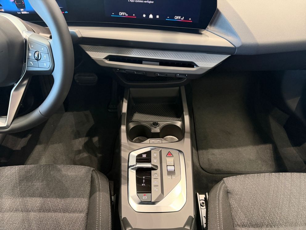 BMW 216 i Gran Coupe SHZ+Navi+Shadow-Line+LED+RFK
