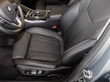 BMW 320 d+Panorama+Navi+HUD+RFK+eSitze+LenkradHZG+PDC