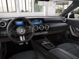 MERCEDES-BENZ CLA 200 SB // AMG 360 DISTR KAMERA PANO SPUR PDC