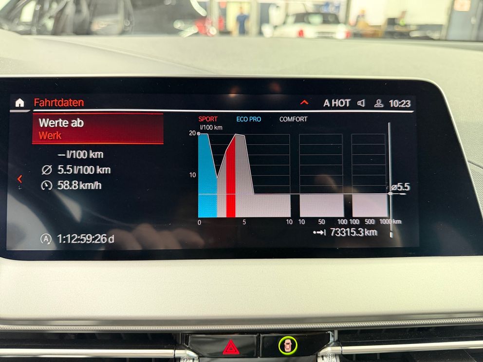 BMW 116 d Modell Advantage SHZ+LED+PDC+HUD+Navi