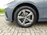 BMW 218 Active Tourer i Navi LED Harman Kardon Rückfahrkamera