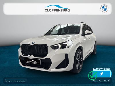 BMW iX1 xDrive30 30 M-Paket Head-Up+StHz+StKlima+ACC