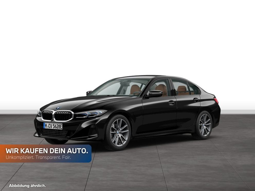 BMW 330e Limousine