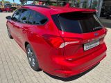 FORD Focus Turnier ST-Line X LED/APP/RFK/Navi/TEMP