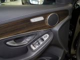 MERCEDES-BENZ GLC 220 d 4M // AHK KAMERA SPUR PDC SHZ