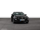 BMW 330i xDrive Touring