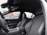 MERCEDES-BENZ C 220 d // AMG SPUR AHK DISTR KAMERA PDC SHZ