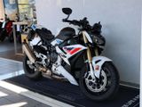 BMW S 1000 R DEAL-BOXENSTOP M-Paket, Dynamic-Paket, Komfort-Paket, Sozius-Paket
