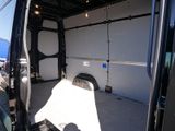 MERCEDES-BENZ Sprinter 317 KASTEN LANG L2H2 NAVI KLIMA AHK 3,5T