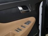 HYUNDAI Santa Fe 2.2 CRDi Signature 4WD 360 DISTR KAMERA