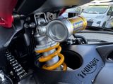 TRIUMPH Street Triple 765 RX Sondermodell Stummellenker