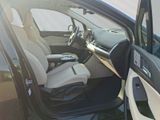 BMW 220 Active Tourer i Panorama h/k Sportsitze adapt. LED