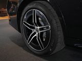 MERCEDES-BENZ E 300 de 4MATIC Limousine mit EQ Hybrid Technologie