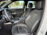 MERCEDES-BENZ GLB 200 d // AMG NIGHT MULTI DISTR KAMERA SPUR
