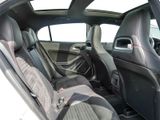 MERCEDES-BENZ GLA 250 AMG KOM AMG PANO PDC SHD SHZ