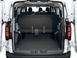 VW Transporter Kombi Motor: 2,0 l TDI 125 kW Getriebe: 8-Gang-Automatikgetriebe Radstand: 3500 mm LR