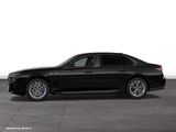 BMW M760e xDrive Limousine