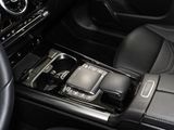 MERCEDES-BENZ GLA 180 d // PROGRESSIVE AHK KAMERA SPUR PDC SHZ