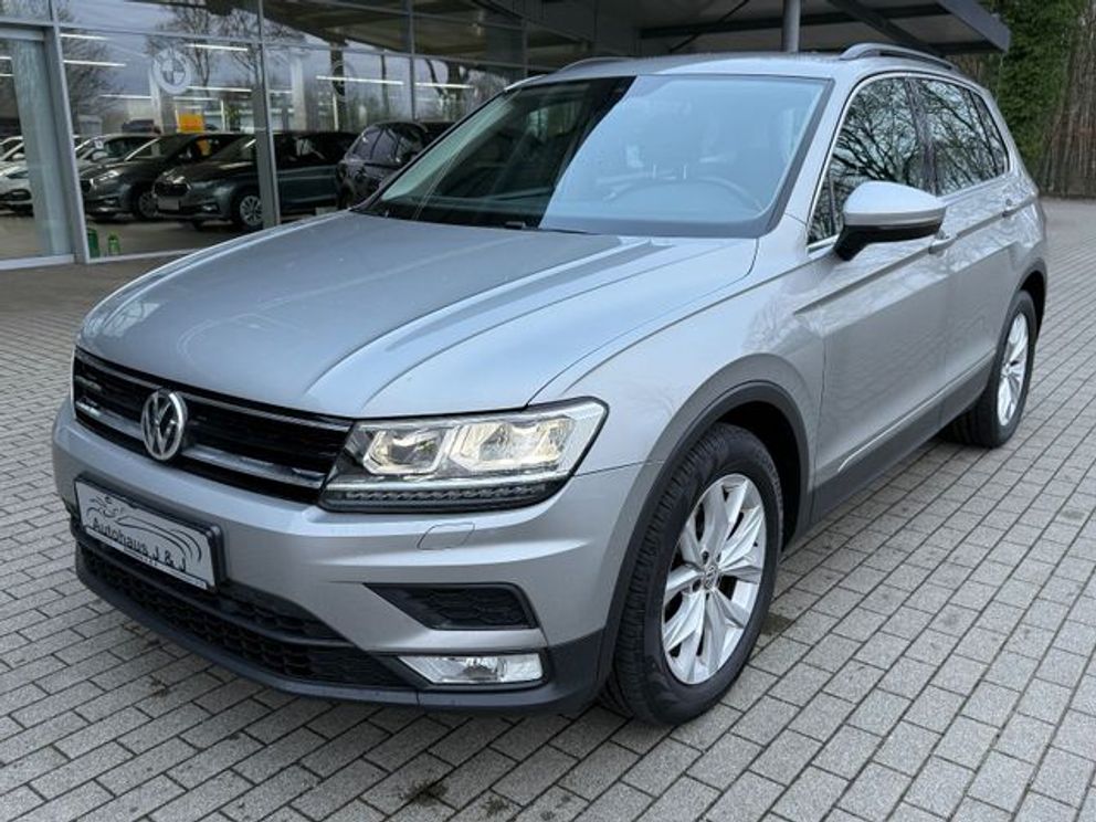 VW Tiguan Comfortline AHK/LED/ACC/Navi/PDC/BLIS/SHZ