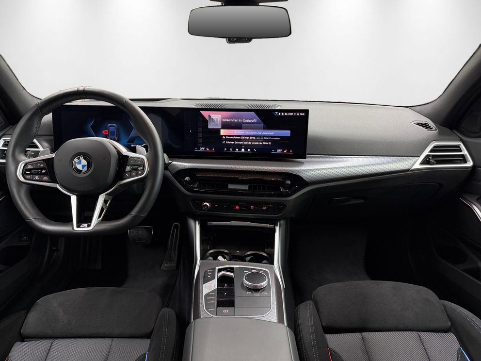 BMW 320 d Touring M Sport+AHK Preisvorteil 31.310 € zur UPE