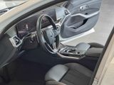 BMW 318 i Touring SHZ+Widescreen+Navi+Klimaautom