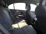 MERCEDES-BENZ E 200 , AMG Night Navi LED Distr Kamera PDC SHZ