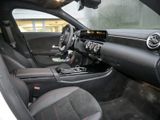 MERCEDES-BENZ CLA 200 d Shooting Brake AMG NIGHT DISTR SPUR