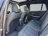 BMW 320 iA M-Sport LC Prof Pano AHK ACC HIFI HUD