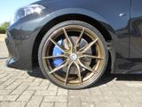 BMW M135 i xDrive Navi LED HiFi Lenkradheizung 20'' Alu