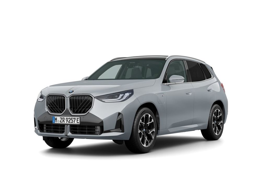 BMW X3 30exMSport+AHK+Panorama+Navi+RFK+eSitze+PDCv+h
