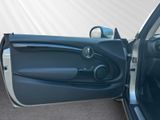 MINI Cooper Essential Trim LED Driving.Ass PDC hi. DAB