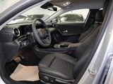 MERCEDES-BENZ A 180 d Style Kompakt SPUR KAMERA SHZ
